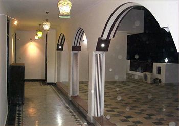 Agra Mahal Hotel Bagian luar foto