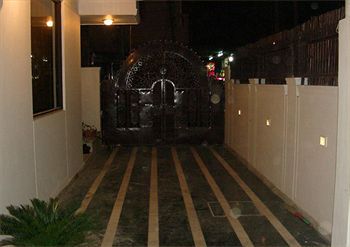Agra Mahal Hotel Bagian luar foto